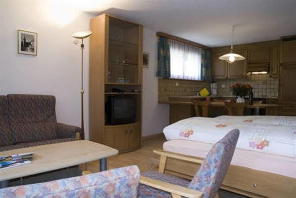 Ferienhaus Felice Ζερμάτ Εξωτερικό φωτογραφία