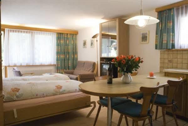 Ferienhaus Felice Ζερμάτ Εξωτερικό φωτογραφία